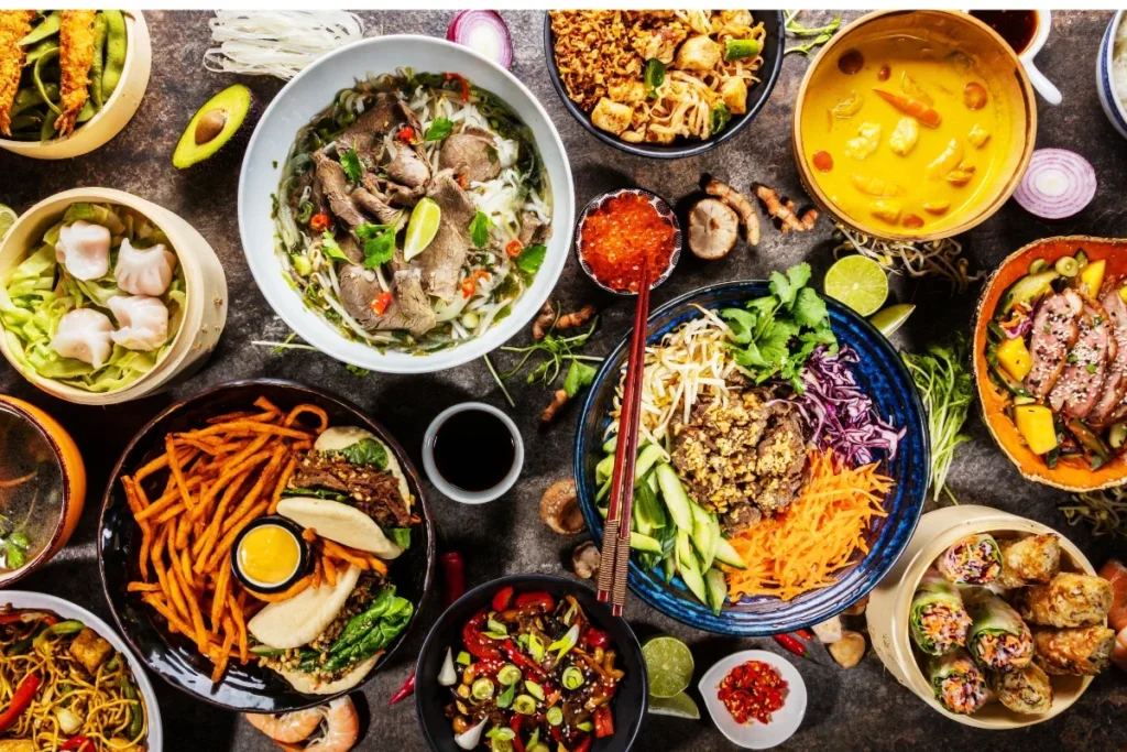 Exploring the Food Scene in Kareem Market - Top Food Stalls & Family Dining