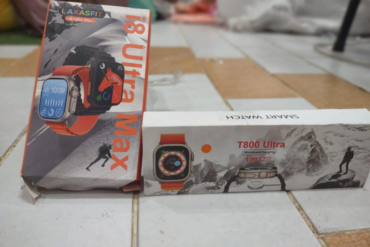 (Pack of deal ) i8 ultra max & t800 ultra Smart Watch (random color) Long Live pakistan